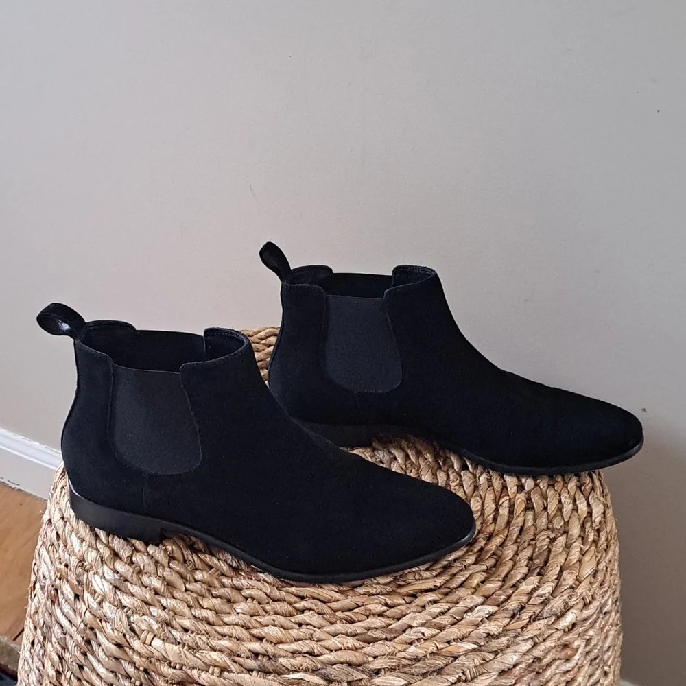 M. Gemi Womens Black Perforated Suede Ankle Booties‎ Elastic Sides EU40/US9.5